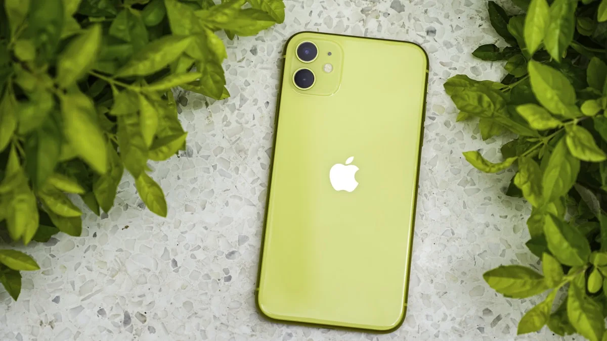 Novo iPhone 18 Pro Max 2026 com câmera periscópio 10x e processador A19 Pro (Foto: Unsplash)