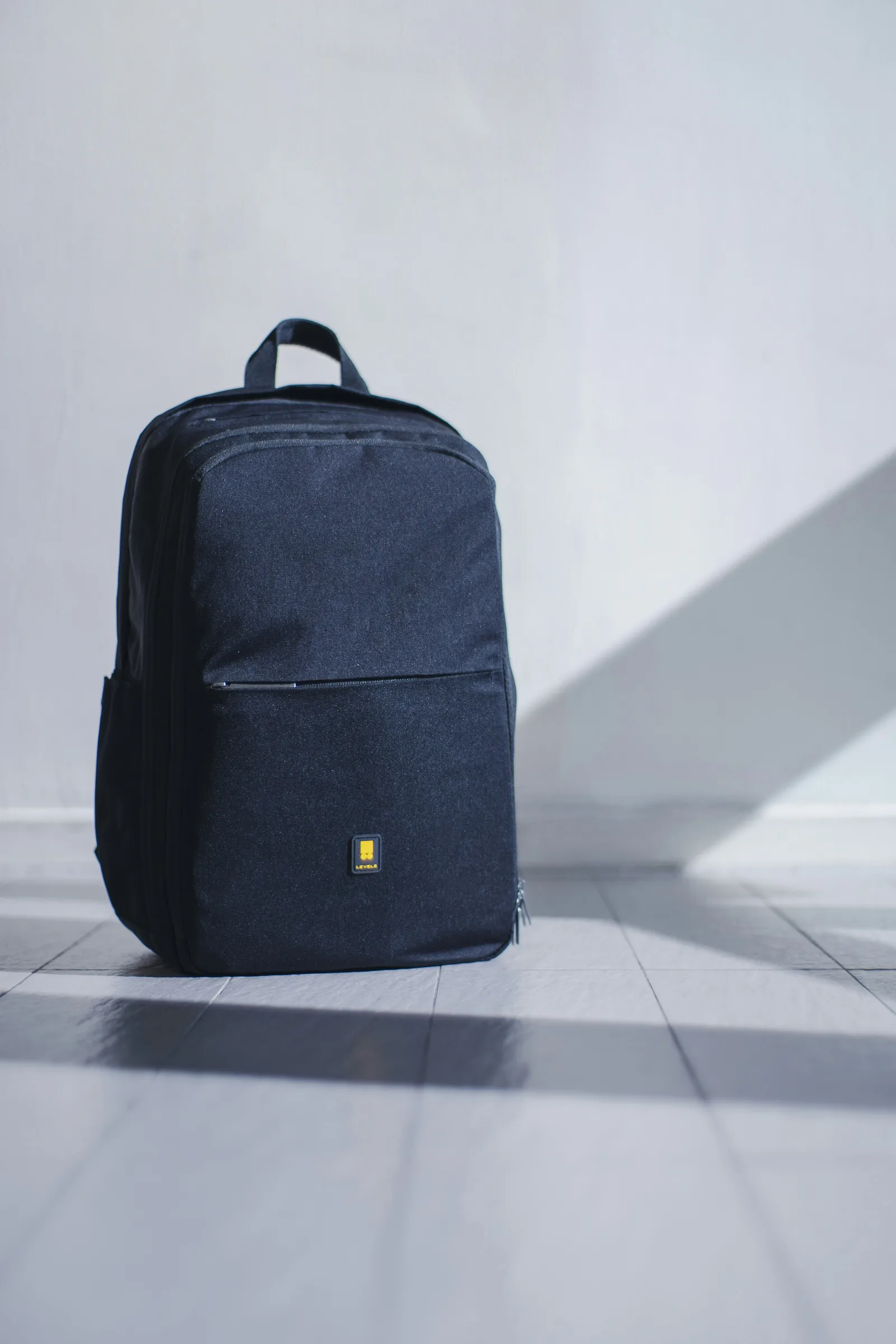 Estudante preparando-se para prova analisando respostas — Foto: Unsplash