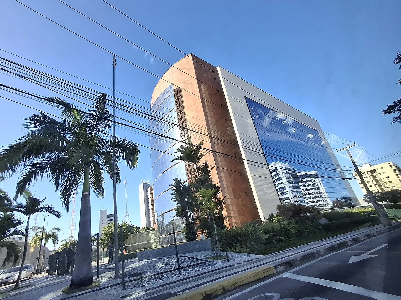 Firmo Camurça em Maracanaú: deputado garante 3 escolas de tempo integral em construção e conquistas para o município em 2025